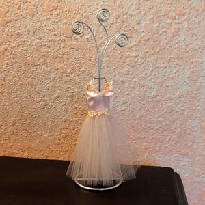 Tutu Mannequin Picture Holder